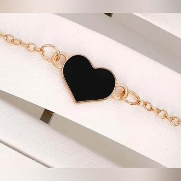 [NWT] Black Heart Gold Trimmed Bracelet - Picture 2 of 3